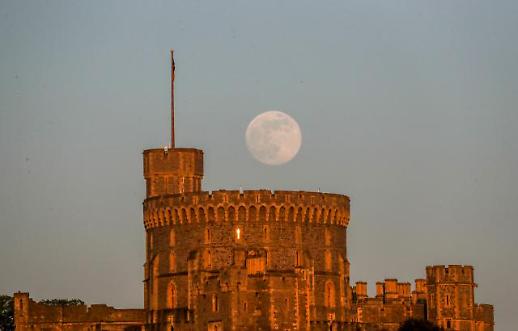 [광화문갤러리] 올해 마지막 슈퍼문 베스트 픽!