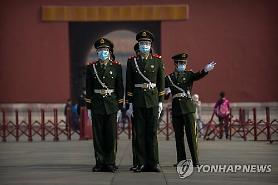 Trước thềm "Lưỡng hội", Vũ Hán tái xuất hiện ca nhiễm COVID-19 mới...Lo ngại làn sóng lây nhiễm thứ 2