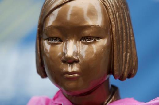 [광화문갤러리] 흔들리는 30년의 기록