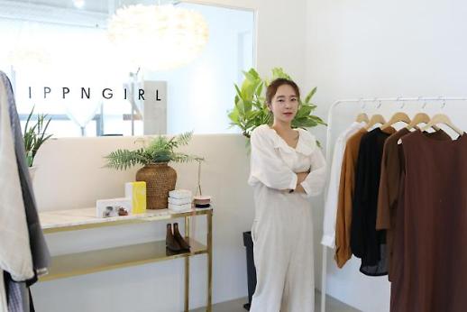 ​[코로나19 극복 쇼핑몰-③] 언택트 환경에 온택트 마케팅 적중