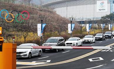 ​[이태원 쇼크]③ 선수촌 입촌 잠정 보류…더 길어질 프로야구 무관중