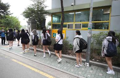 [광화문갤러리] 사상 초유의 5월 개학, 기대 혹은 우려