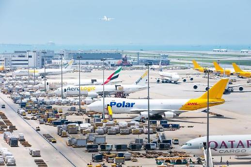 [NNA] 홍콩, 공항 환승 6월 1일부터 재개... 노래방 영업도 29일부터 허용