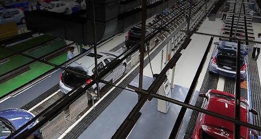 [코로나 돌파구 인도] 삼성·현대차, 시장 지형 다시 짠다... 온라인 판매 강화 ‘승부수’