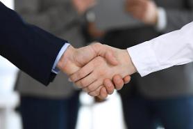 Samsung and LG call truce in battle over who is better in TV production