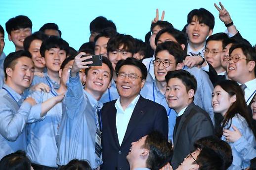 ‘연임’에 성큼 다가선 최정우 포스코 회장 