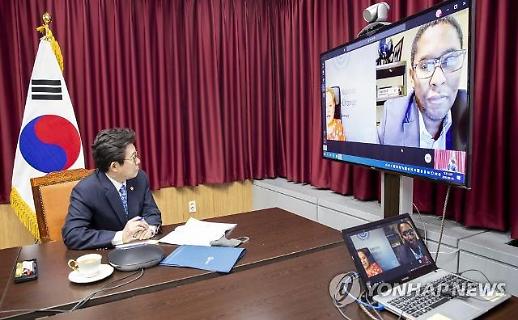 [그린스완 리스크 대비하자] ② 기후변화 대응 탄소세·배출권 거래제 최선일까