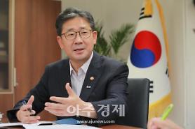 Bộ trưởng Bộ Văn hóa Thể thao Park Yang Woo "An toàn là ưu tiên hàng đầu trong tuần lễ du lịch tháng 7"