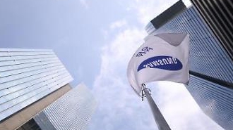 サムスン電子、上半期の半導体成果給100%・スマートフォン75%