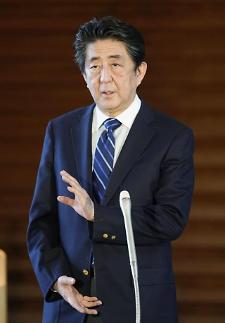 [코로나19 세계 경제 NOW] 기회 찾는 중국·악화일로 일본