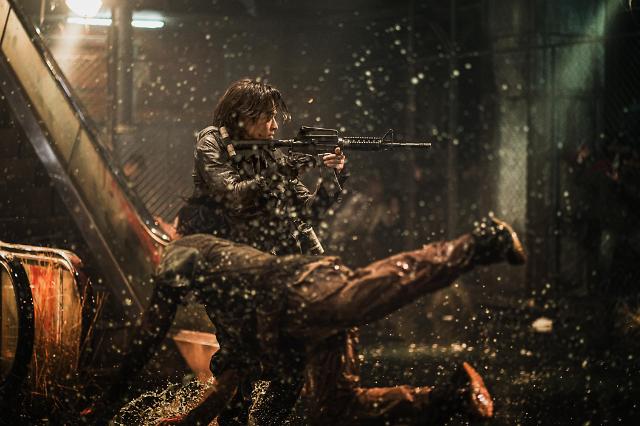 Zombie action blockbuster Peninsula attracts 350,000 moviegoers on release day