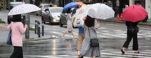끝날 줄 모르는 장맛비...</br>7일 호우 예보 긴장