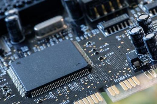 [차이나리포트] 中 파격 혜택에 내수 뒷받침...붉은 반도체가 온다