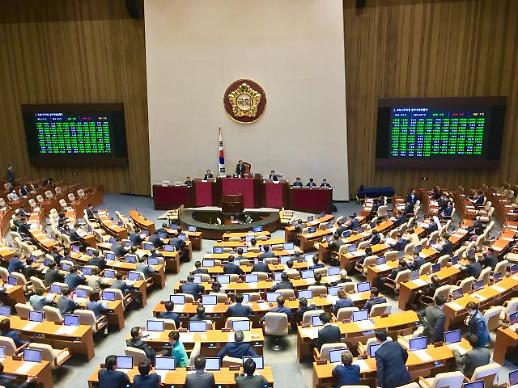 [미리보는 국감] 기획재정부④ 재정정책 확대로 국가부채 급증...세수 확보 비상