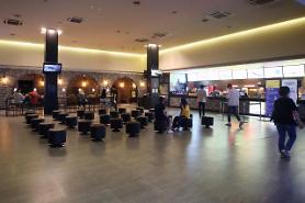 Các rạp chiếu phim tại Hàn Quốc đẩy mạnh giãn cách trong các phòng chiếu…Giảm số vé bán ra 70% → 50%