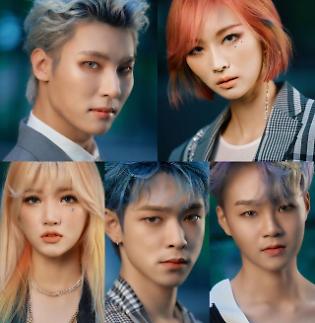 [기획] K팝 혼성 그룹이 드문 이유는?···싹쓰리 이어 체크메이트 뜬다 