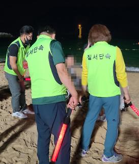 [코로나19 ‘제로’ 해수욕장]② 야간엔 치맥 금지, 단체모임 제한 코로나19 막았다