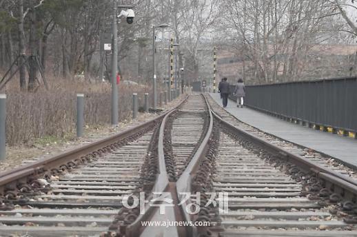 [동네한바퀴]① 아날로그 감성 물씬...경춘선 숲길