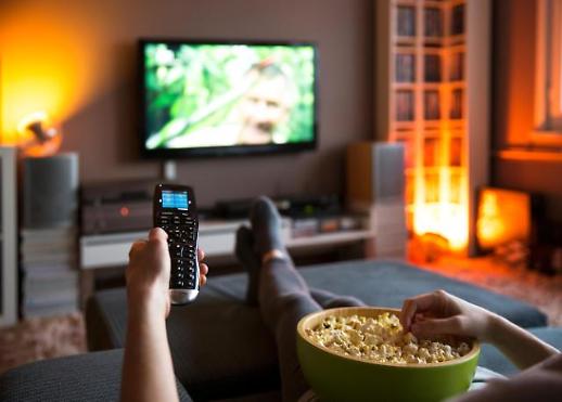 [집의 재발견]① 홈시네마 열풍…집, 영화관이 되다