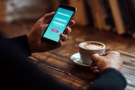 Offline banking services see fast decrease in S. Korea due to easy fintech services