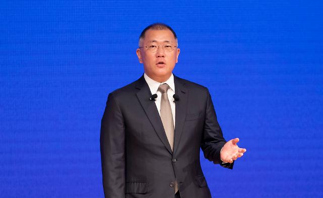 Hyundai auto group promotes Chung Eui-sun as chairman