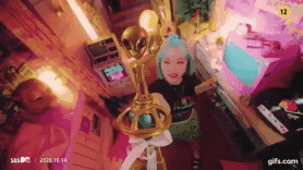 Brother-sister duo band AKMUs Lee Su-hyun to release solo song "ALIEN"