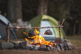 COVID-19 blue keeps camping season going on despite autumn chill in S. Korea