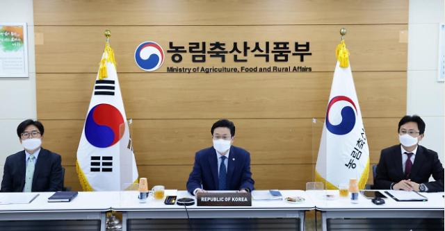东盟与韩中日共商应对新冠粮食危机