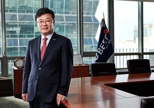 [증권사 리더를 찾아⑩] 성장을 이끄는 베테랑 리더십 김원규 이베스트투자증권 대표