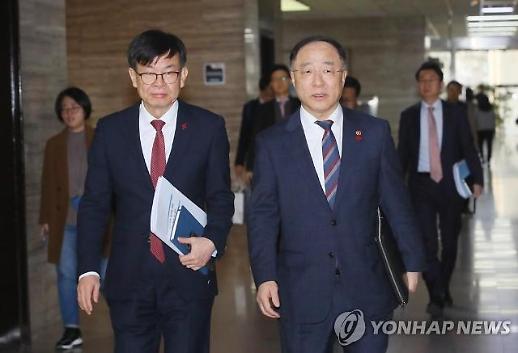 [경제팀이 변해야 경제가 산다] 무너진 삼각편대, 거대 여당만 남았다 