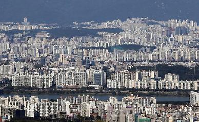 [한은 통화신용보고서] 집값 상승 원인은 ‘공급부족’…고용충격 회복 오래 걸려(종합)