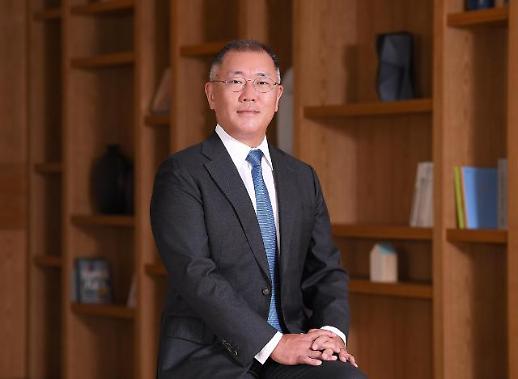 정의선 현대차그룹 회장, 자동차 중심 수익구조 개선 속도... 핵심은 ‘UAM’·‘로봇’