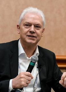 [C를 찾아서] 현대차① 비어만 R&D본부 사장, E-GMP 앞세워 전기차 시장 가속페달