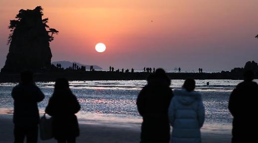 [빈섬 이상국 송년시] 허허(虛虛) 2020