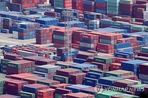 [다시 시작한다 1조 달러 무역] 백신효과·경기 상승 기대감 속 수출 상승세 탈까