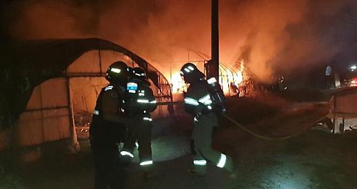[농촌 빈집의 변화]② 비닐하우스 사는 외국인 노동자, 농촌 빈집 숙소로 활용