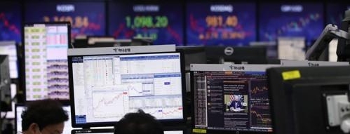 바이든 취임 훈풍에</br>코스피 3160선 회복