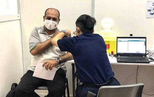 [NNA] 싱가포르 육상교통기관 종사자, 백신접종 개시