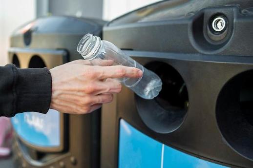 배달음식 감쌌던 은박지, 종량제봉투에 버리세요
