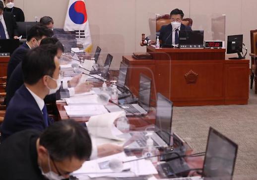 [법사위 뜨거운 감자] ①범죄의사 면허취소법 여야 공방