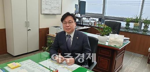 [지방 정책을 듣는다] 김영명 충남도 경제실장, “더 행복한 경제충남의 가치 실현에 매진”