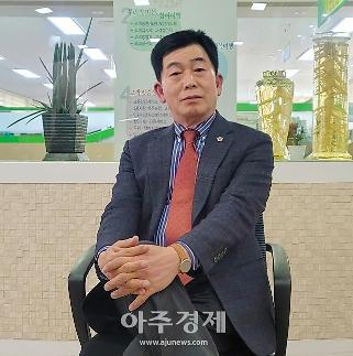[인터뷰] 김석곤 충남도의회 예산결산특별위원장, “집행부 발목잡기는 없을 것”
