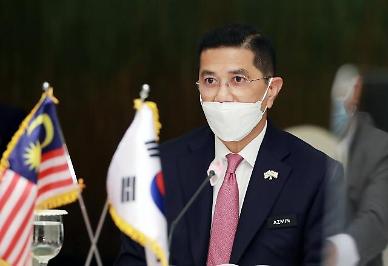 [NNA] 아즈민 말레이시아 통상산업부 장관, 투자촉진 위해 한일 방문