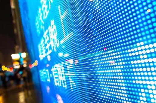 ​[中 증시 부진 이유는] 엇갈리는 증시 전망…실적 개선 종목에 주목