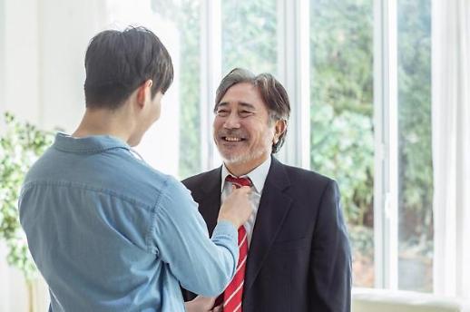 [아주 쉬운 뉴스 Q&A] 고령자 채용하면 국가가 지원금을 준다고?