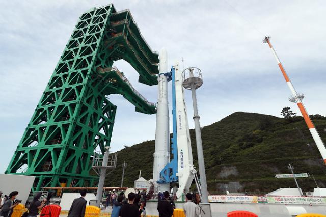 New launchpad for S. Koreas space rocket put into final testing at state space center