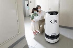 Indoor robot food delivery service makes commercial debut at residential building