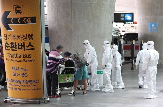 打完疫苗也要小心！12名免隔离入韩旅客病毒检测呈阳性
