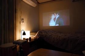 Người Hàn Quốc lựa chọn mua sắm thiết bị để làm nên rạp chiếu phim tại gia thay vì ra rạp