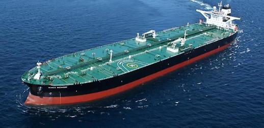 Hyundai shipyard wins Maersks $1.4 bln order to build eight container ships powered by methanol